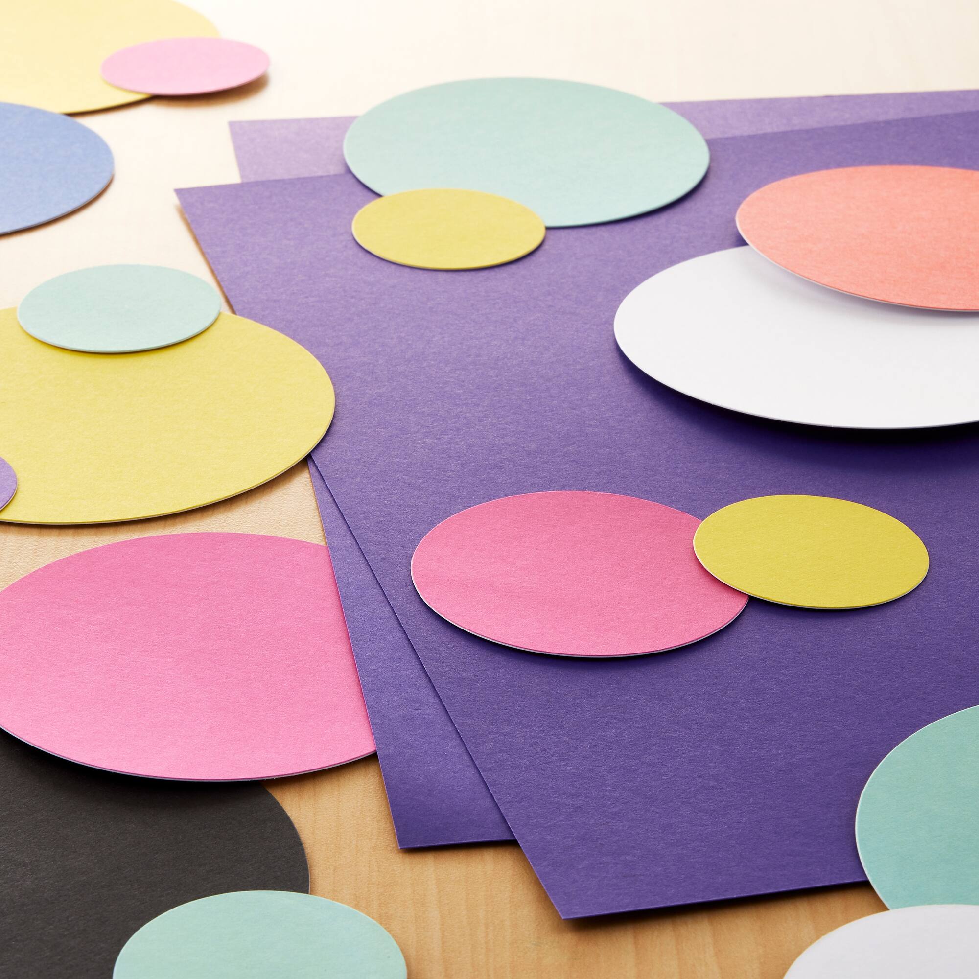 Traditional Circle Die Cut Shapes by Recollections™